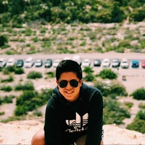 Meet your Posher, Colin